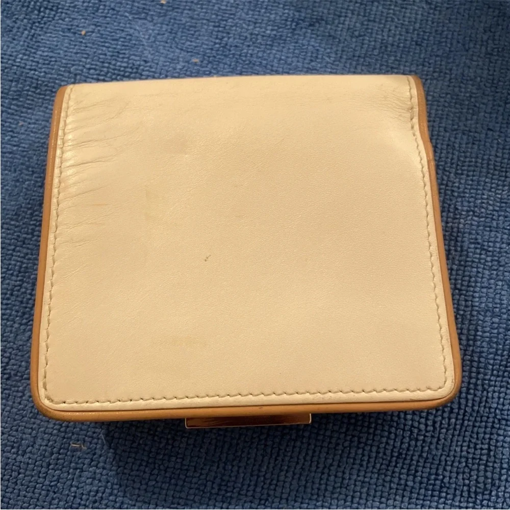 Coach White Leather Wallet Y2K Era Snap Closure 🔥 - Picture 14 of 15